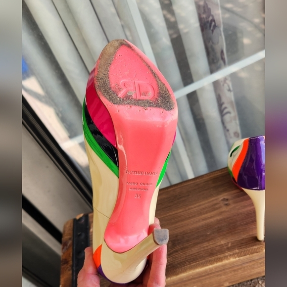 Ruthie Davis Popsicle Peep-Toe PLATFORM HEELS - Picture 8 of 9